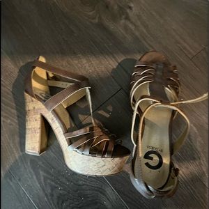 G by guess wedge heels